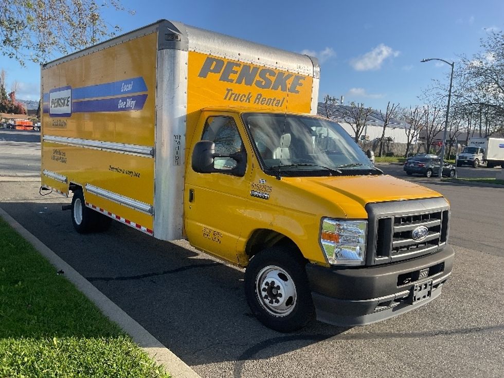 Light Duty Box Truck-Light and Medium Duty Trucks-Ford-2022-E350-West Sacramento-CA-87,562\n\t\tmiles-$ 30,750 - Image 1