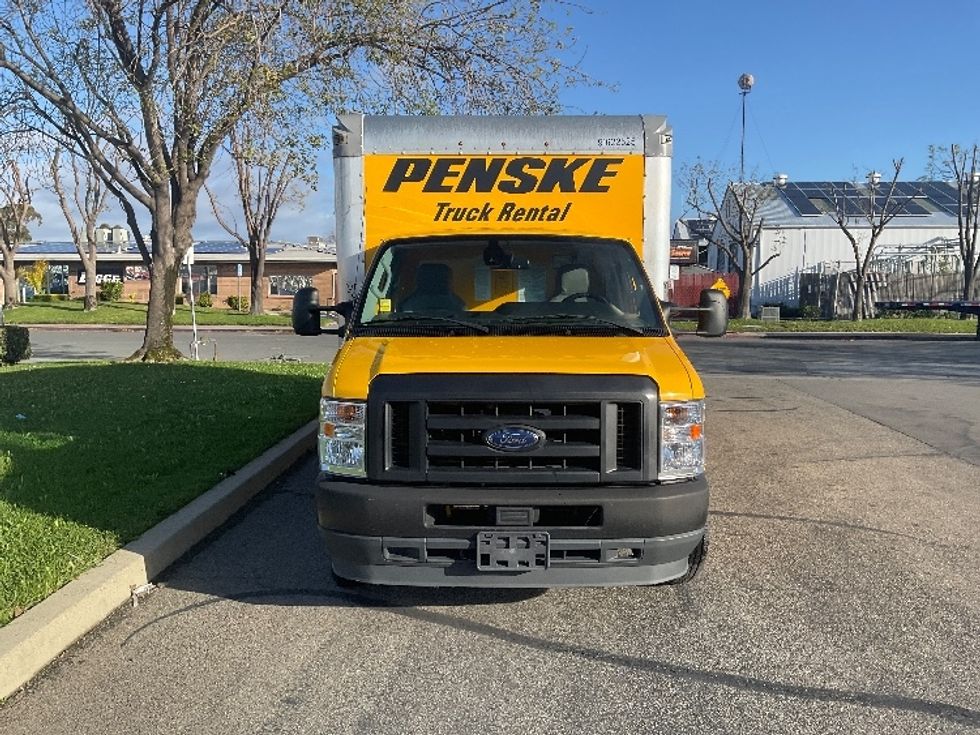 Light Duty Box Truck-Light and Medium Duty Trucks-Ford-2022-E350-West Sacramento-CA-87,562\n\t\tmiles-$ 30,750 - Image 2