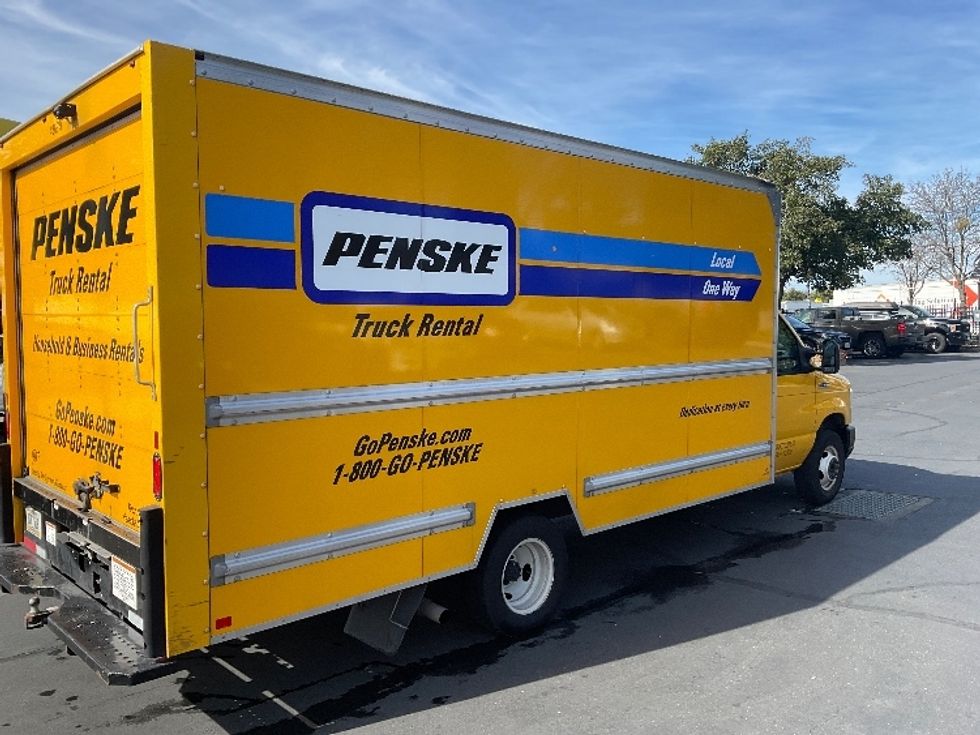 Light Duty Box Truck-Light and Medium Duty Trucks-Ford-2022-E350-West Sacramento-CA-99,511\n\t\tmiles-$ 29,250 - Image 13