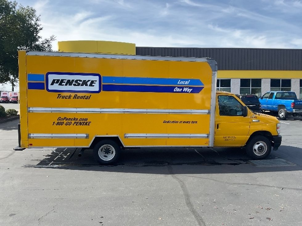 Light Duty Box Truck-Light and Medium Duty Trucks-Ford-2022-E350-West Sacramento-CA-99,511\n\t\tmiles-$ 29,250 - Image 15
