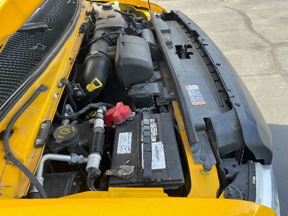 Light Duty Box Truck-Light and Medium Duty Trucks-Ford-2022-E350-West Sacramento-CA-99,511\n\t\tmiles-$ 29,250 - Image 23