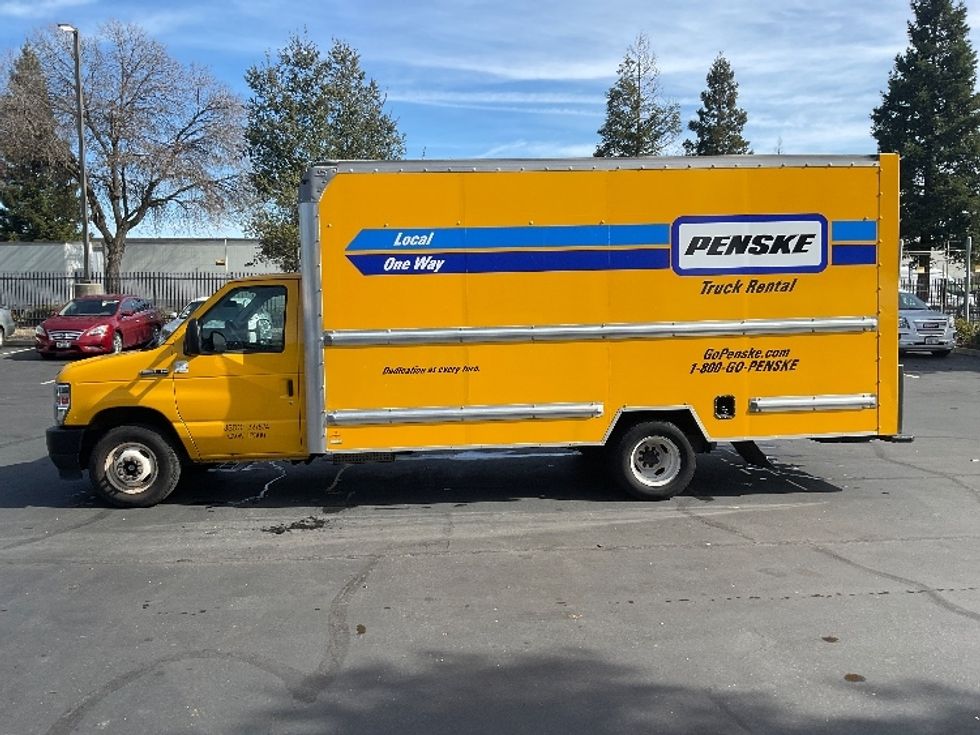 Light Duty Box Truck-Light and Medium Duty Trucks-Ford-2022-E350-West Sacramento-CA-99,511\n\t\tmiles-$ 29,250 - Image 4