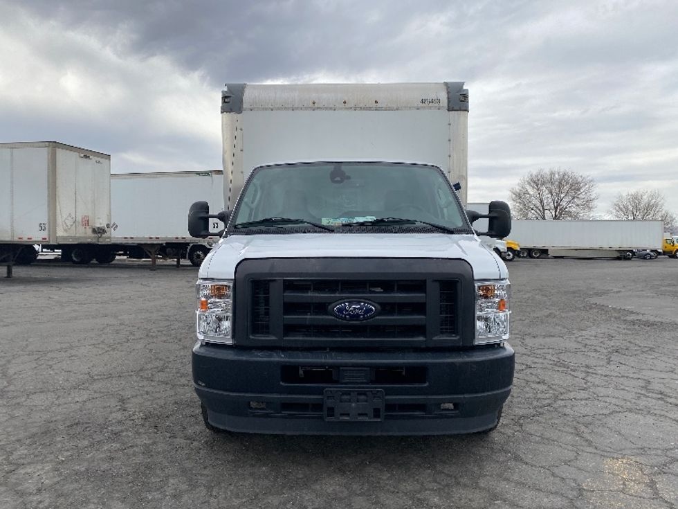 Light Duty Box Truck-Light and Medium Duty Trucks-Ford-2022-E350-West Valley City-UT-39,861\n\t\tmiles-$ 44,500 - Image 2