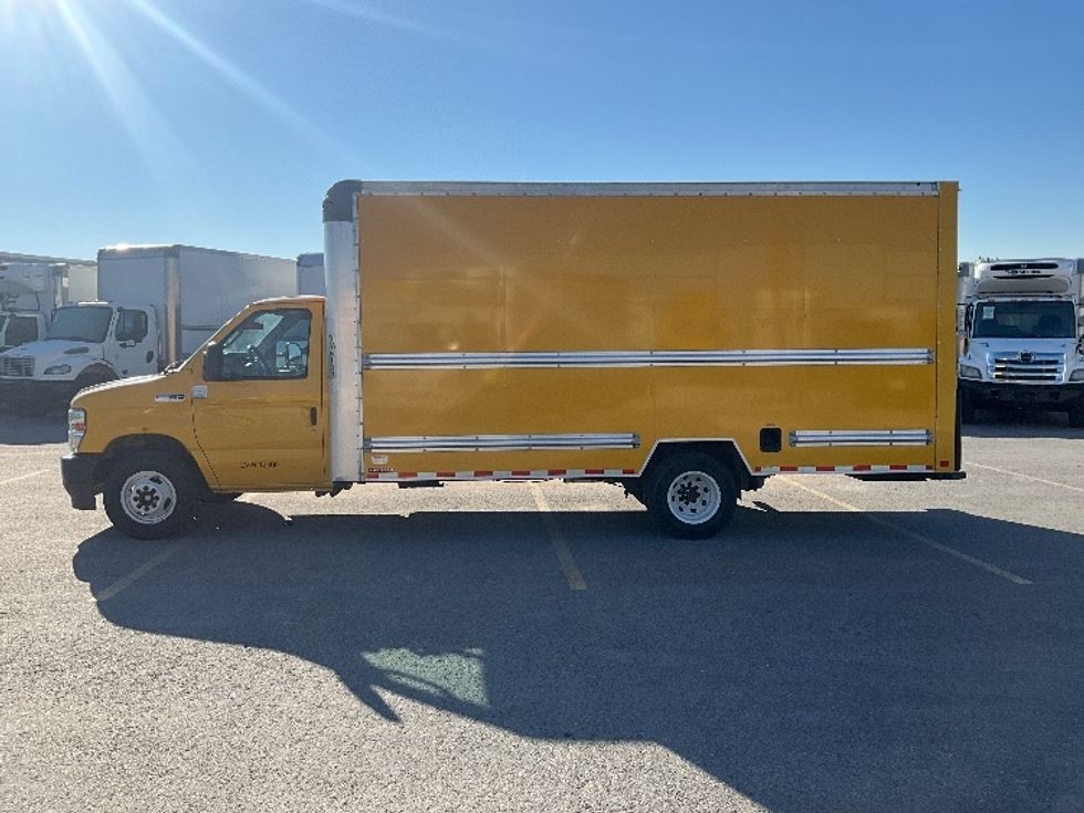 Light Duty Box Truck-Light and Medium Duty Trucks-Ford-2022-E350-West Valley City-UT-90,262\n\t\tmiles-$ 30,500 - Image 4