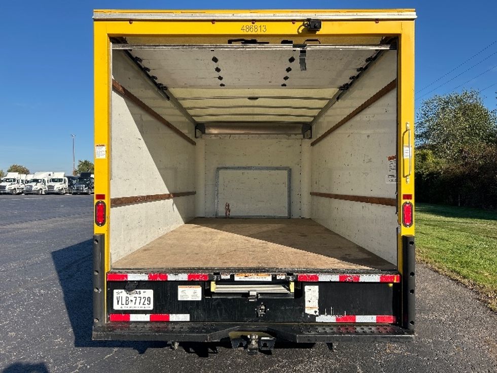 Light Duty Box Truck-Light and Medium Duty Trucks-Ford-2022-E350-White Deer-PA-107,080\n\t\tmiles-$ 25,000 - Image 8