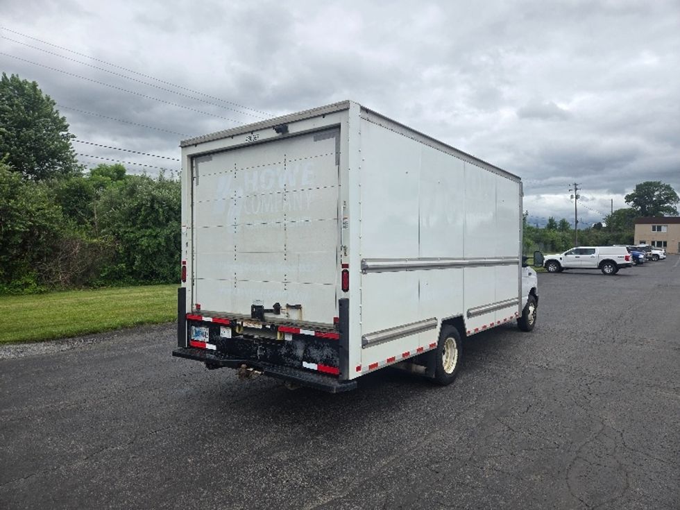 Light Duty Box Truck-Light and Medium Duty Trucks-Ford-2022-E350-White Deer-PA-141,751\n\t\tmiles-$ 23,250 - Image 12