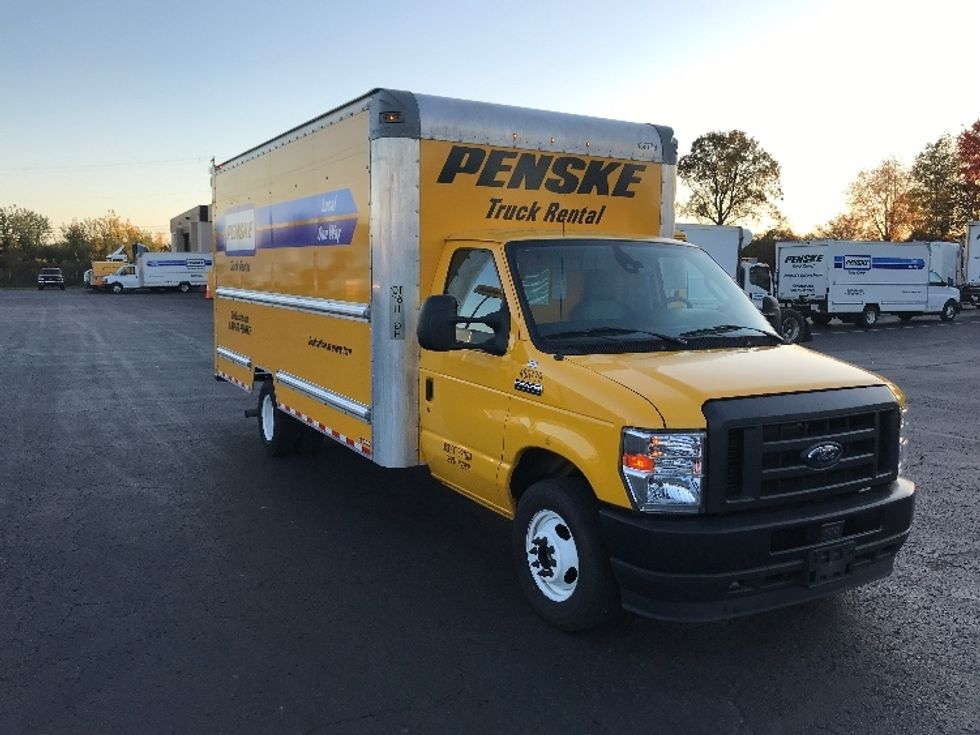 Light Duty Box Truck-Light and Medium Duty Trucks-Ford-2022-E350-White Deer-PA-85,467\n\t\tmiles-$ 34,250 - Image 1