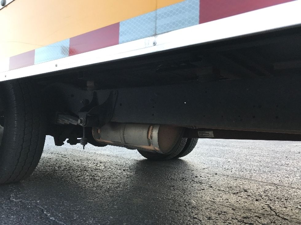 Light Duty Box Truck-Light and Medium Duty Trucks-Ford-2022-E350-White Deer-PA-85,467\n\t\tmiles-$ 34,250 - Image 14