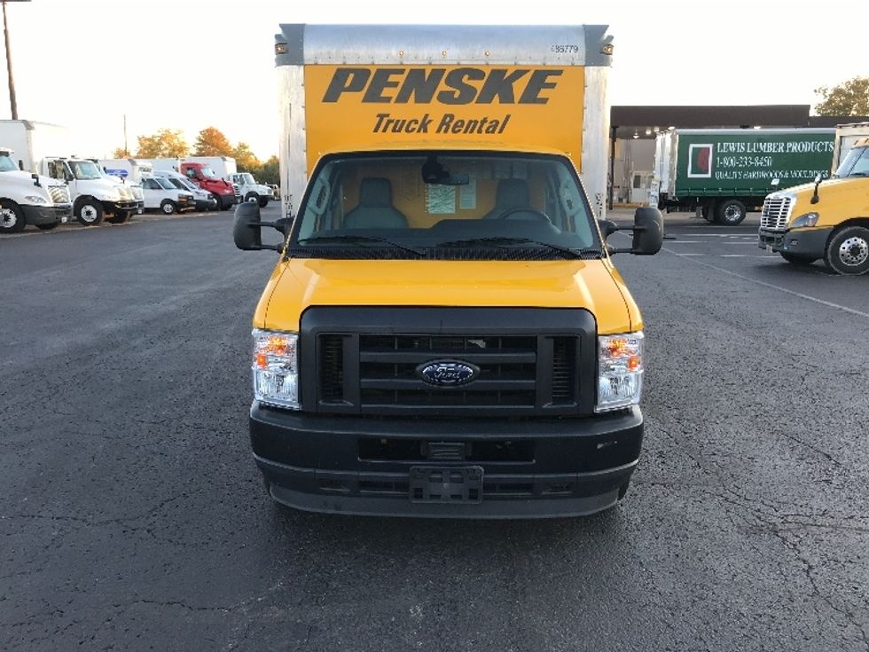 Light Duty Box Truck-Light and Medium Duty Trucks-Ford-2022-E350-White Deer-PA-85,467\n\t\tmiles-$ 34,250 - Image 2