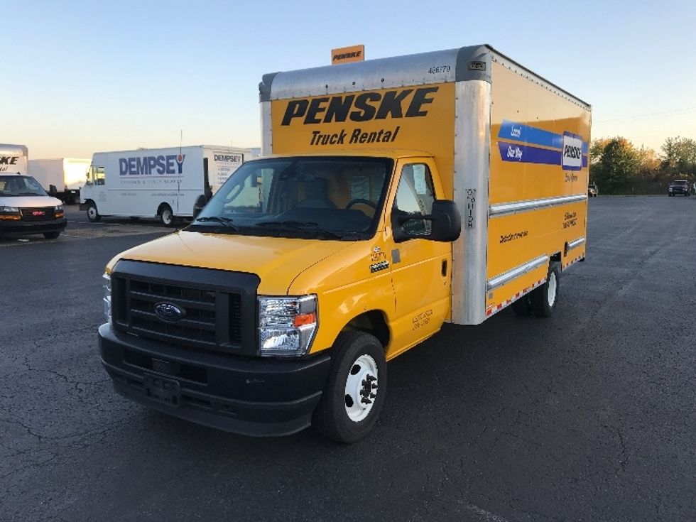 Light Duty Box Truck-Light and Medium Duty Trucks-Ford-2022-E350-White Deer-PA-85,467\n\t\tmiles-$ 34,250 - Image 3