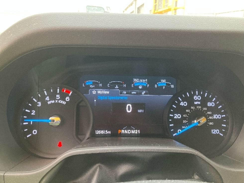 Light Duty Box Truck-Light and Medium Duty Trucks-Ford-2022-E350-Wichita-KS-126,164\n\t\tmiles-$ 24,750 - Image 27