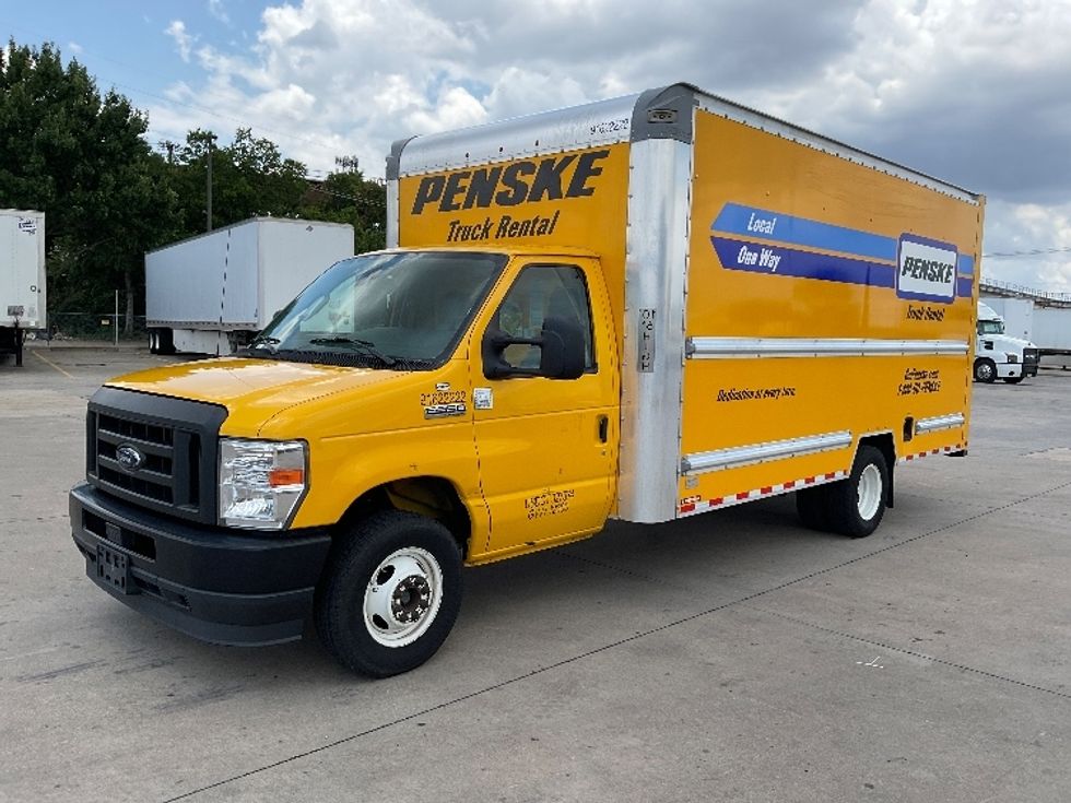 Light Duty Box Truck-Light and Medium Duty Trucks-Ford-2022-E350-Wichita-KS-126,164\n\t\tmiles-$ 24,750 - Image 3