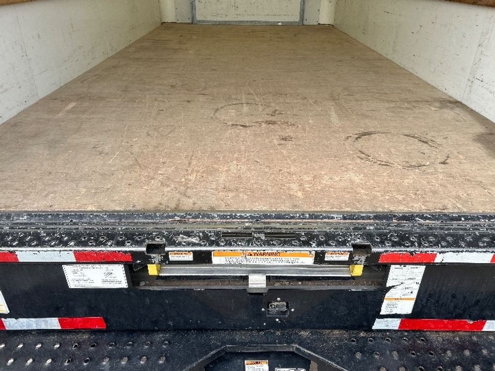 Light Duty Box Truck-Light and Medium Duty Trucks-Ford-2022-E350-Wichita-KS-65,144\n\t\tmiles-$ 31,250 - Image 10