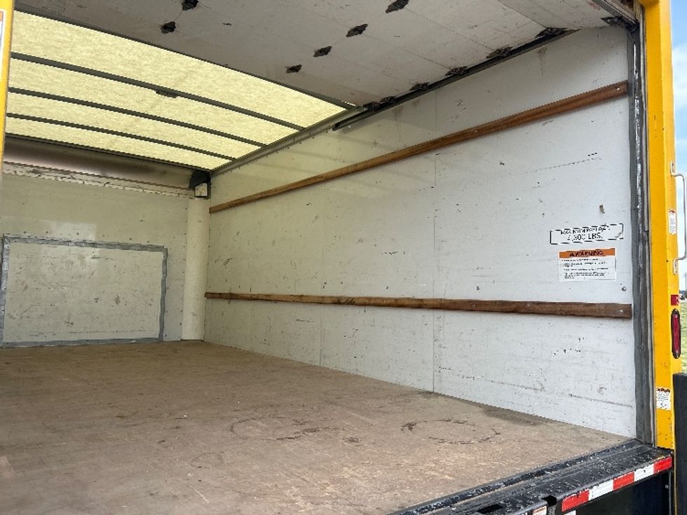 Light Duty Box Truck-Light and Medium Duty Trucks-Ford-2022-E350-Wichita-KS-65,144\n\t\tmiles-$ 31,250 - Image 12