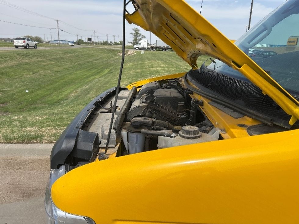 Light Duty Box Truck-Light and Medium Duty Trucks-Ford-2022-E350-Wichita-KS-65,144\n\t\tmiles-$ 31,250 - Image 24