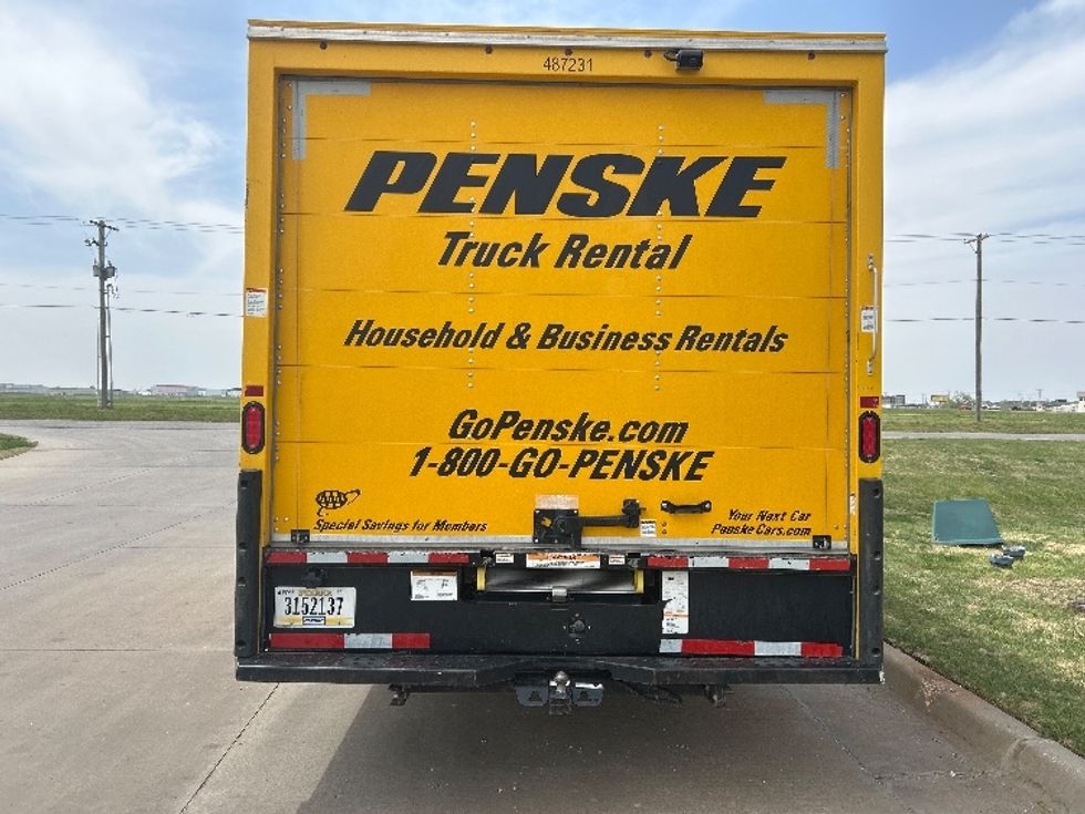 Light Duty Box Truck-Light and Medium Duty Trucks-Ford-2022-E350-Wichita-KS-65,144\n\t\tmiles-$ 31,250 - Image 7