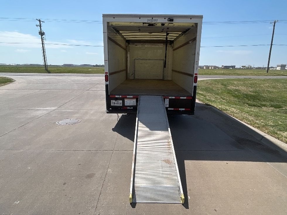 Light Duty Box Truck-Light and Medium Duty Trucks-Ford-2022-E350-Wichita-KS-71,541\n\t\tmiles-$ 35,000 - Image 8