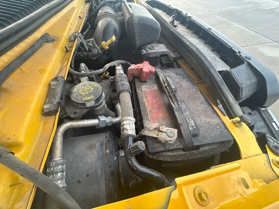 Light Duty Box Truck-Light and Medium Duty Trucks-Ford-2022-E350-Wichita-KS-91,858\n\t\tmiles-$ 28,750 - Image 24