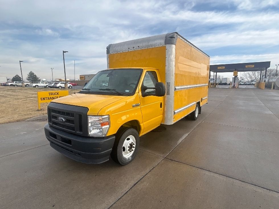 Light Duty Box Truck-Light and Medium Duty Trucks-Ford-2022-E350-Wichita-KS-91,858\n\t\tmiles-$ 28,750 - Image 3