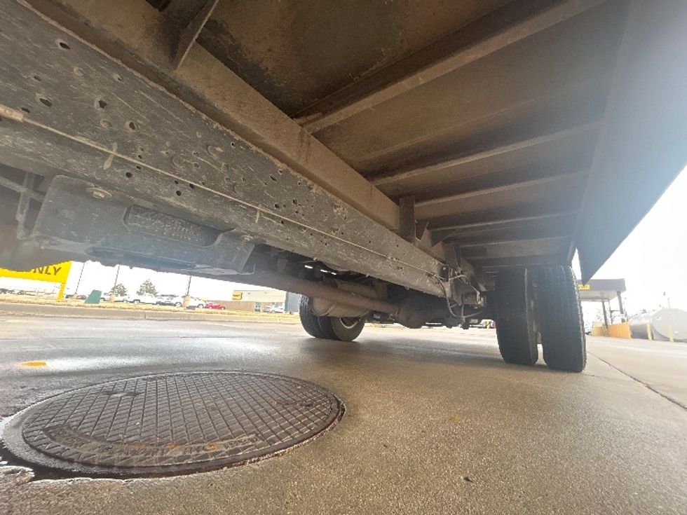 Light Duty Box Truck-Light and Medium Duty Trucks-Ford-2022-E350-Wichita-KS-91,858\n\t\tmiles-$ 28,750 - Image 5