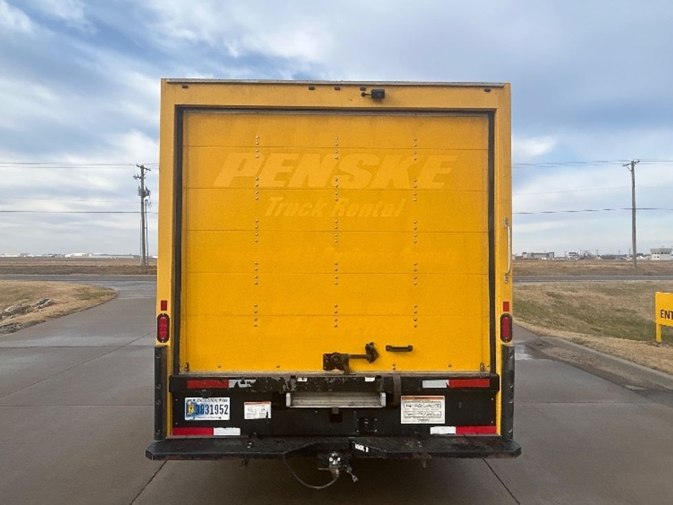 Light Duty Box Truck-Light and Medium Duty Trucks-Ford-2022-E350-Wichita-KS-91,858\n\t\tmiles-$ 28,750 - Image 7