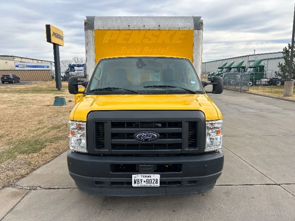 Light Duty Box Truck-Light and Medium Duty Trucks-Ford-2022-E350-Wichita-KS-97,626\n\t\tmiles-$ 27,500 - Image 2