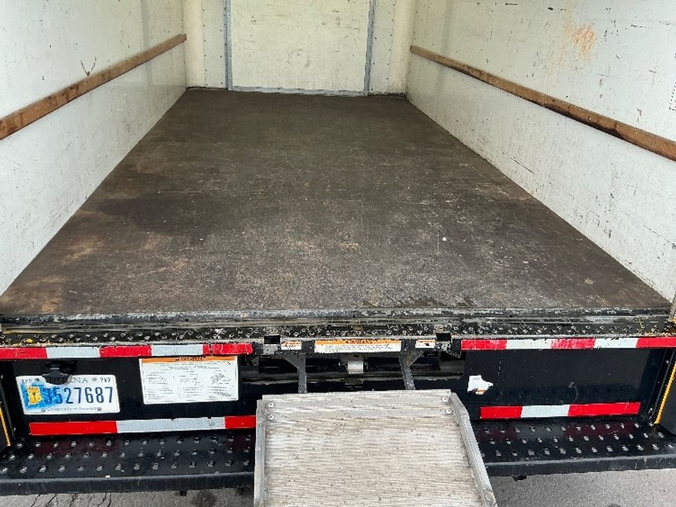 Light Duty Box Truck-Light and Medium Duty Trucks-Ford-2022-E350-Wilkes Barre-PA-89,753\n\t\tmiles-$ 28,250 - Image 10