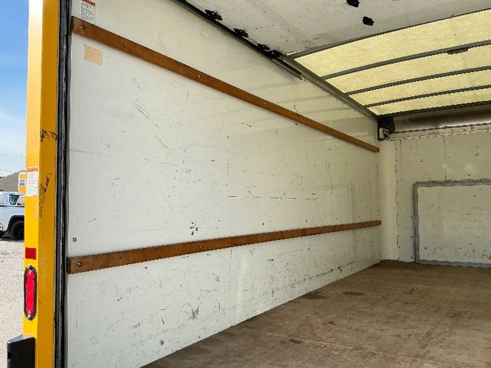 Light Duty Box Truck-Light and Medium Duty Trucks-Ford-2022-E350-Wilmington-NC-93,747\n\t\tmiles-$ 30,500 - Image 11