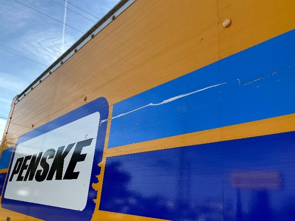 Light Duty Box Truck-Light and Medium Duty Trucks-Ford-2022-E350-Wilmington-NC-93,747\n\t\tmiles-$ 30,500 - Image 25