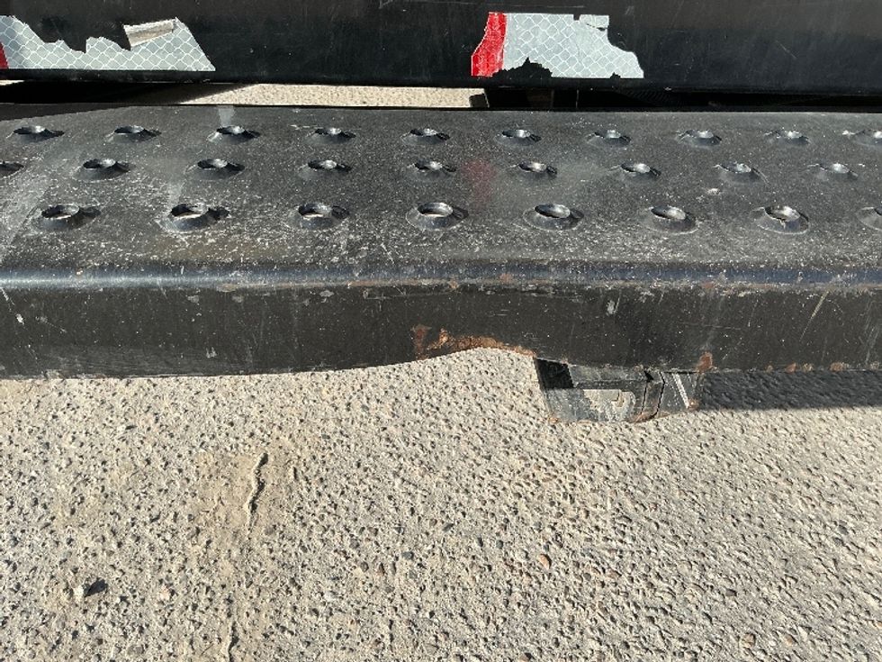 Light Duty Box Truck-Light and Medium Duty Trucks-Ford-2022-E350-Wilmington-NC-93,747\n\t\tmiles-$ 30,500 - Image 27