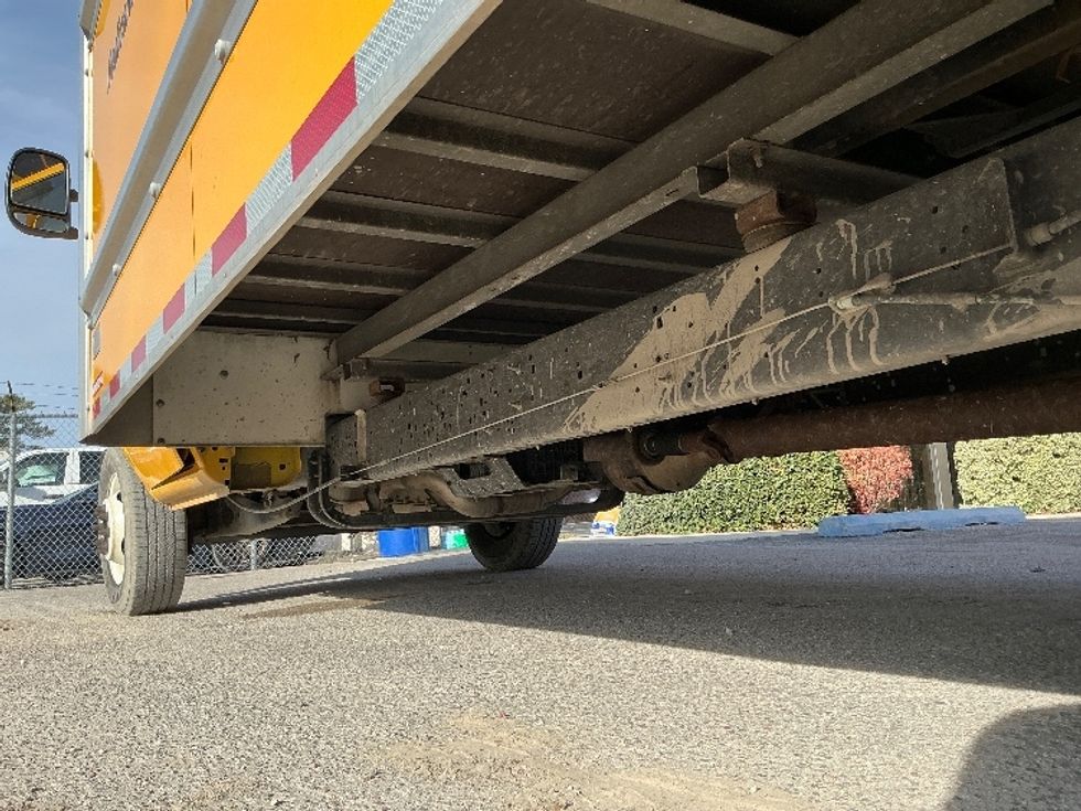 Light Duty Box Truck-Light and Medium Duty Trucks-Ford-2022-E350-Wilmington-NC-93,747\n\t\tmiles-$ 30,500 - Image 5