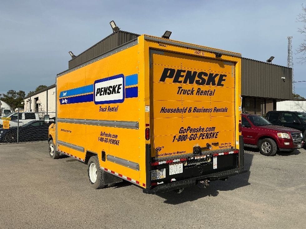 Light Duty Box Truck-Light and Medium Duty Trucks-Ford-2022-E350-Wilmington-NC-93,747\n\t\tmiles-$ 30,500 - Image 6