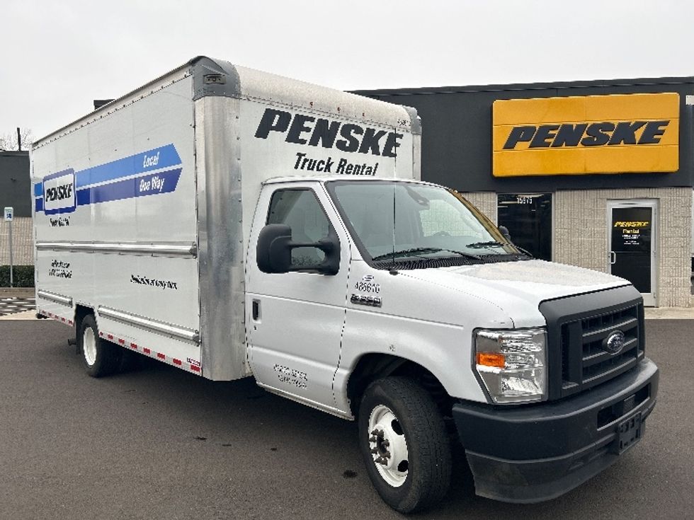 Light Duty Box Truck-Light and Medium Duty Trucks-Ford-2022-E350-Wilsonville-OR-99,772\n\t\tmiles-$ 32,250 - Image 1
