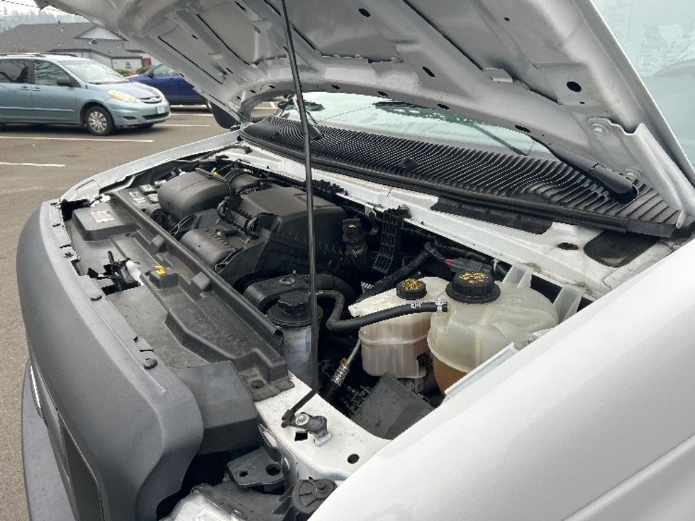 Light Duty Box Truck-Light and Medium Duty Trucks-Ford-2022-E350-Wilsonville-OR-99,772\n\t\tmiles-$ 32,250 - Image 24