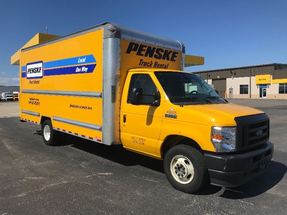 Light Duty Box Truck-Light and Medium Duty Trucks-Ford-2022-E350-Windsor-WI-104,275\n\t\tmiles-$ 26,500 - Image 1