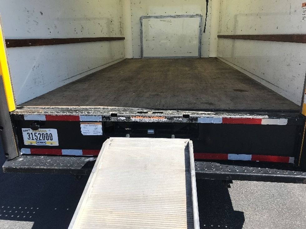 Light Duty Box Truck-Light and Medium Duty Trucks-Ford-2022-E350-Windsor-WI-104,275\n\t\tmiles-$ 26,500 - Image 10