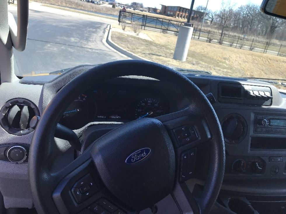 Light Duty Box Truck-Light and Medium Duty Trucks-Ford-2022-E350-Windsor-WI-104,275\n\t\tmiles-$ 26,500 - Image 17