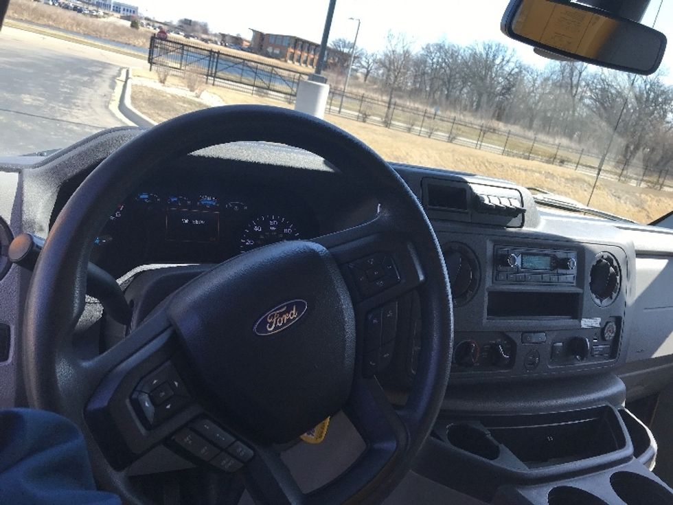 Light Duty Box Truck-Light and Medium Duty Trucks-Ford-2022-E350-Windsor-WI-104,275\n\t\tmiles-$ 26,500 - Image 18