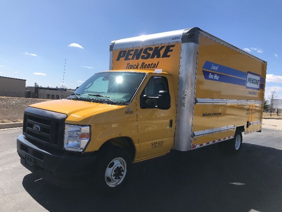 2022 Ford E-350 photo 3