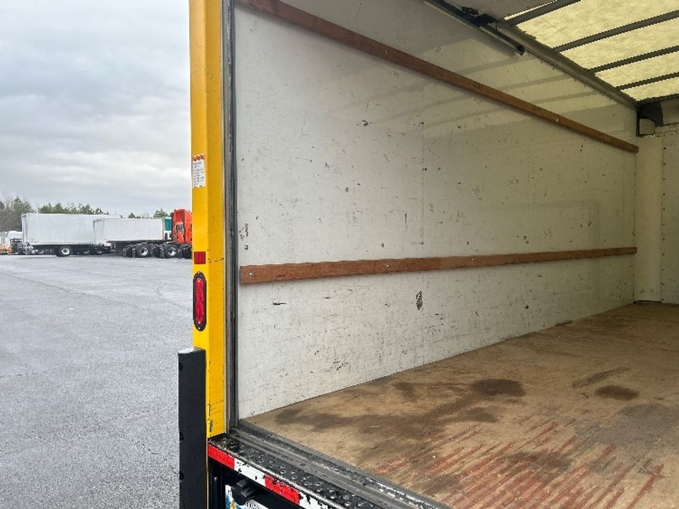 Light Duty Box Truck-Light and Medium Duty Trucks-Ford-2022-E350-Winston Salem-NC-90,218\n\t\tmiles-$ 30,750 - Image 11