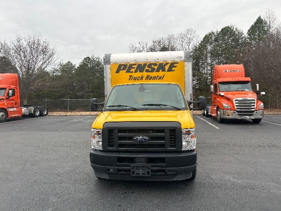 Light Duty Box Truck-Light and Medium Duty Trucks-Ford-2022-E350-Winston Salem-NC-90,218\n\t\tmiles-$ 30,750 - Image 2