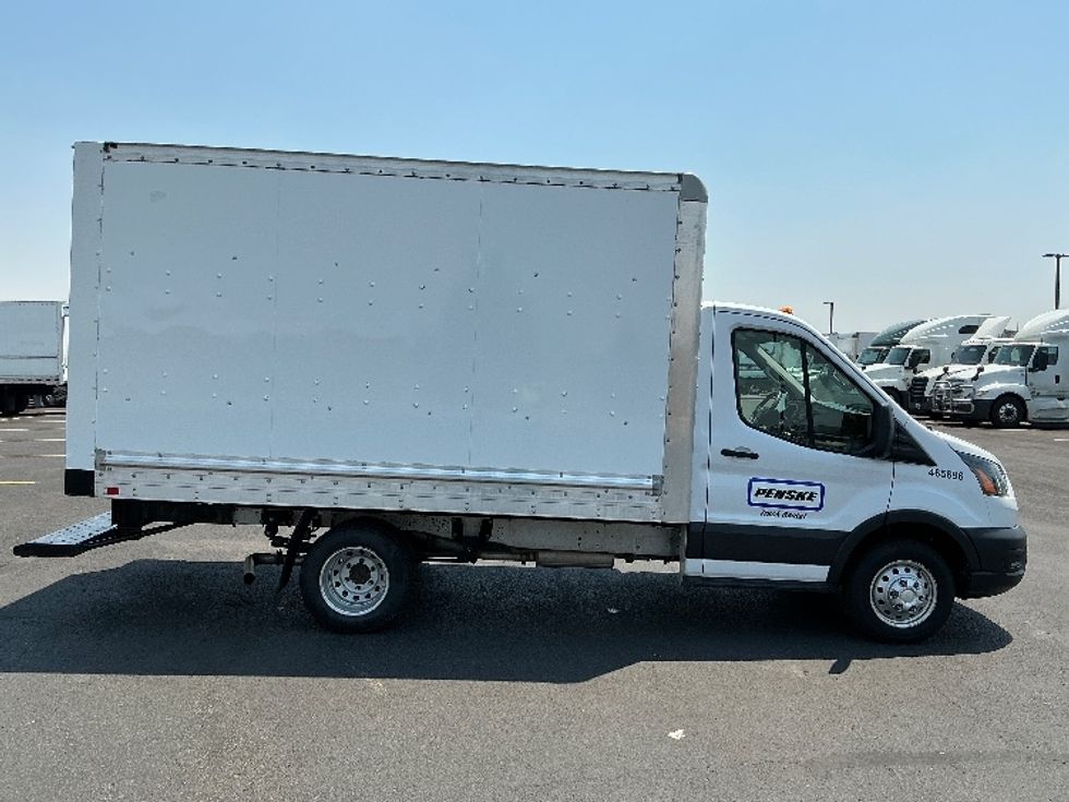Light Duty Box Truck-Light and Medium Duty Trucks-Ford-2022-Transit 350-Aurora-CO-80,886\n\t\tmiles-$ 32,750 - Image 15