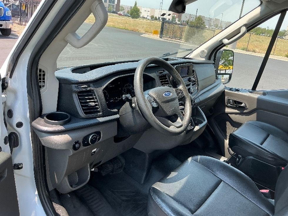 Light Duty Box Truck-Light and Medium Duty Trucks-Ford-2022-Transit 350-Aurora-CO-80,886\n\t\tmiles-$ 32,750 - Image 17