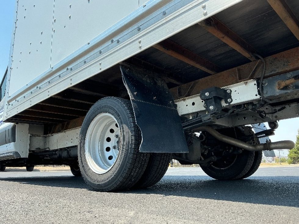 Light Duty Box Truck-Light and Medium Duty Trucks-Ford-2022-Transit 350-Aurora-CO-80,886\n\t\tmiles-$ 32,750 - Image 5