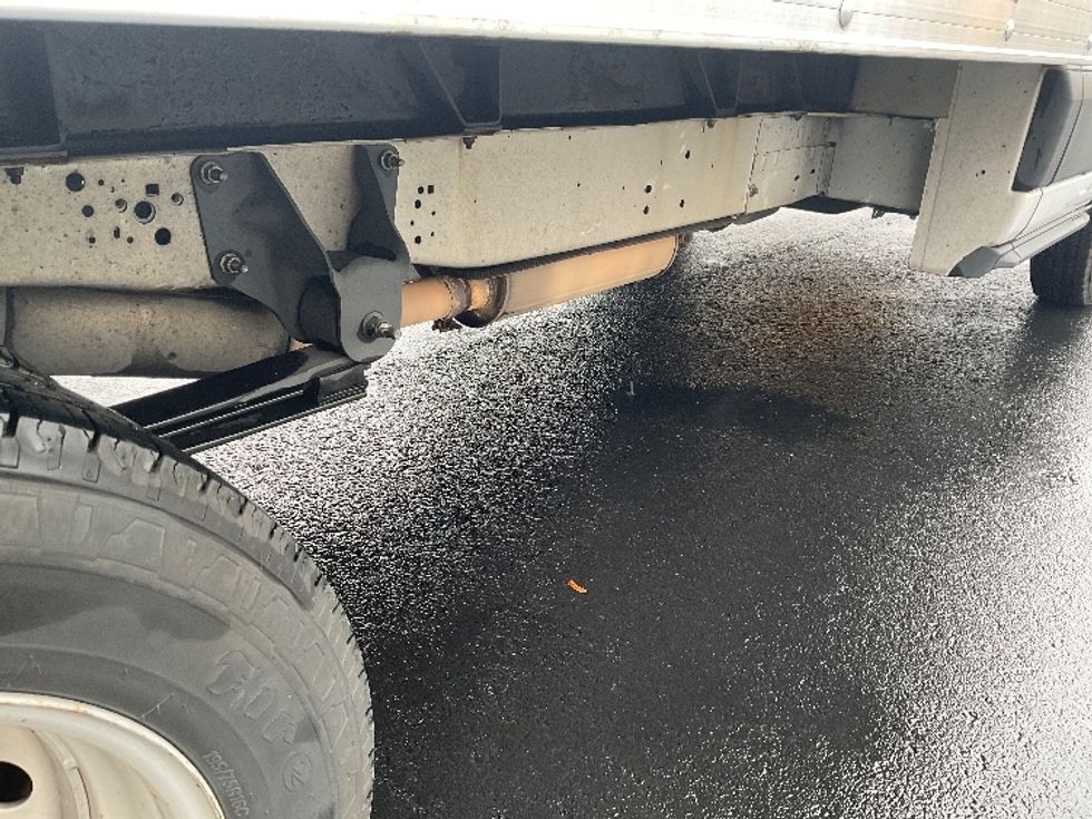 Light Duty Box Truck-Light and Medium Duty Trucks-Ford-2022-Transit 350-Boise-ID-121,253\n\t\tmiles-$ 24,000 - Image 14