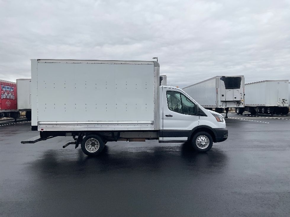 Light Duty Box Truck-Light and Medium Duty Trucks-Ford-2022-Transit 350-Boise-ID-121,253\n\t\tmiles-$ 24,000 - Image 15