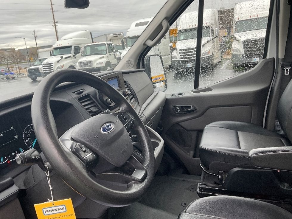 Light Duty Box Truck-Light and Medium Duty Trucks-Ford-2022-Transit 350-Boise-ID-121,253\n\t\tmiles-$ 24,000 - Image 17