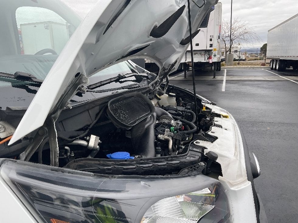 Light Duty Box Truck-Light and Medium Duty Trucks-Ford-2022-Transit 350-Boise-ID-121,253\n\t\tmiles-$ 24,000 - Image 23