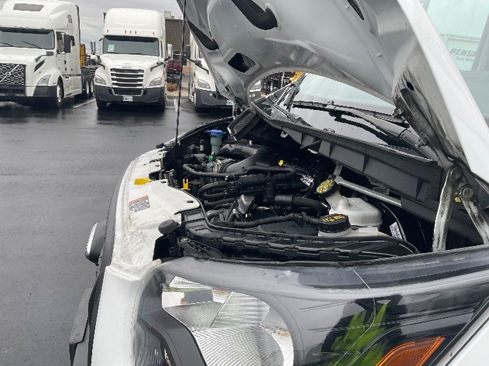 Light Duty Box Truck-Light and Medium Duty Trucks-Ford-2022-Transit 350-Boise-ID-121,253\n\t\tmiles-$ 24,000 - Image 24