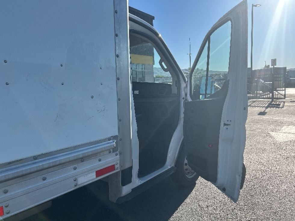 Light Duty Box Truck-Light and Medium Duty Trucks-Ford-2022-Transit 350-Boise-ID-78,316\n\t\tmiles-$ 30,500 - Image 19